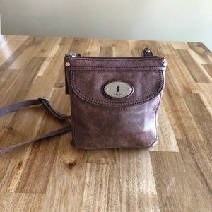 Fossil mini leather crossbody bag / purse